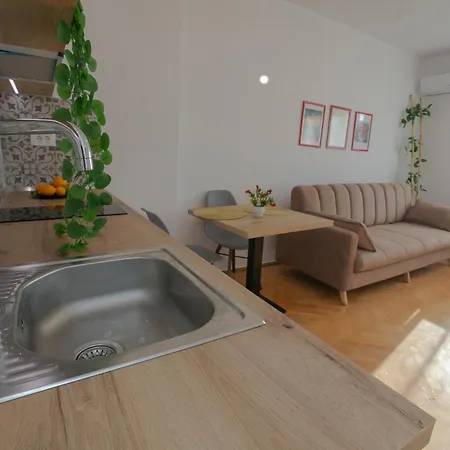 Apartment Escape