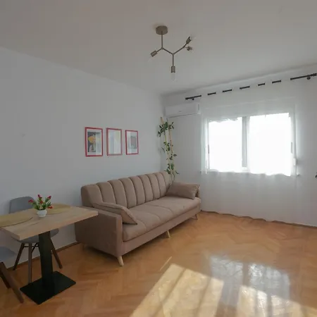 Apartment Escape *